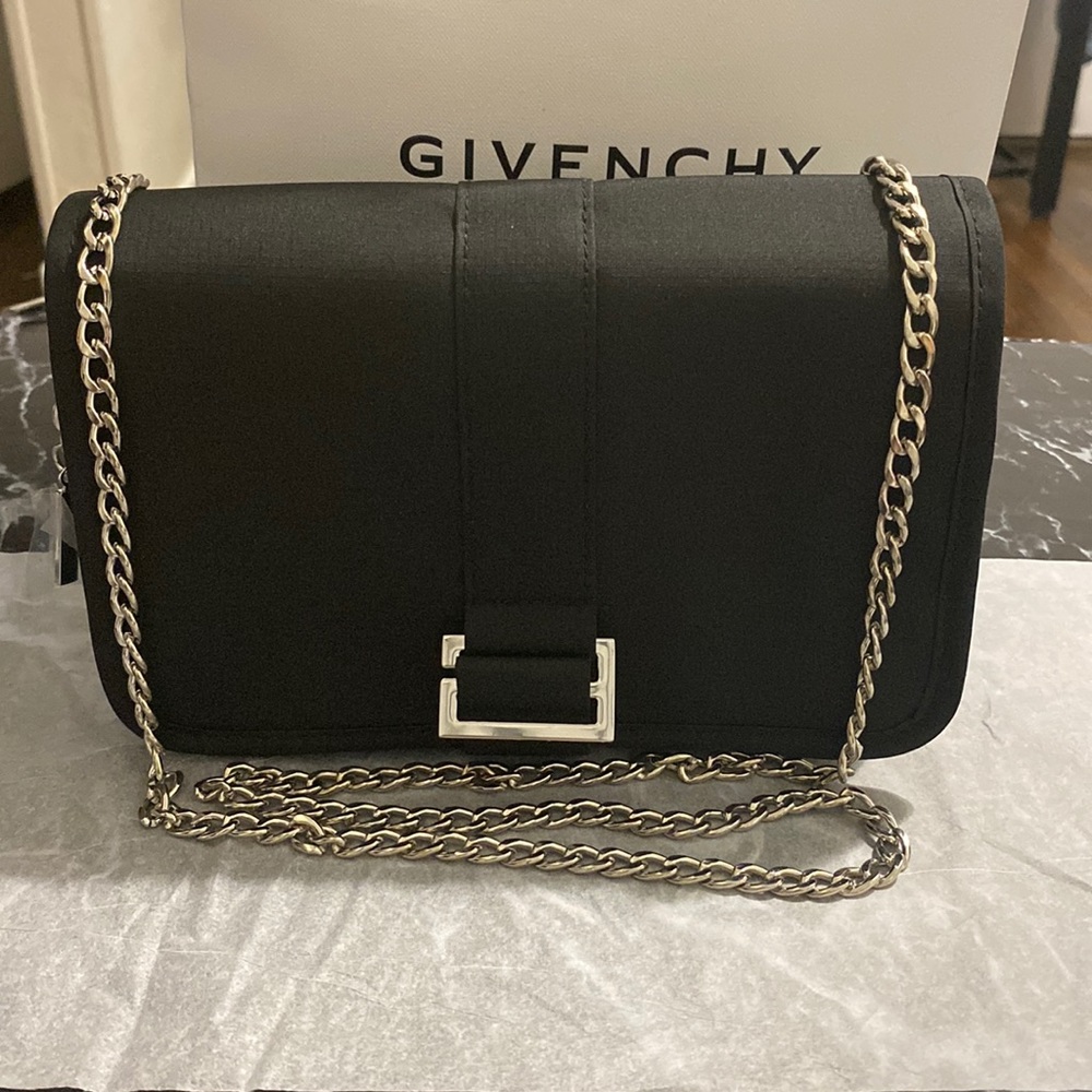 GIVENCHY Pouch